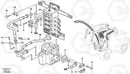 55582 Feed- and return lines - control valve L180E HIGH-LIFT S/N 5004 - 7398, Volvo Construction Equipment