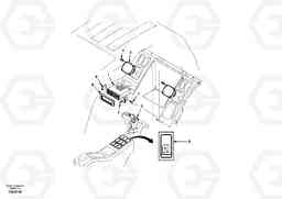 15810 Cassette radio recorder with mounting details EW170 SER NO 3031-, Volvo Construction Equipment