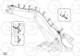 41575 Working hydraulic, oil leak on boom EC460B, Volvo Construction Equipment