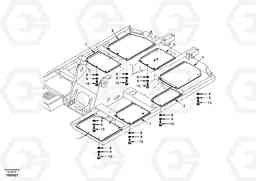 13786 Hatches under engine, hydr.pumps, cooler, m.valve and fuel tank. EW130, Volvo Construction Equipment
