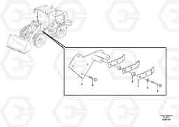 40268 Foot step L90F, Volvo Construction Equipment