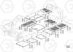 76566 Hatches under engine, hydr.pumps, cooler, m.valve and fuel tank. EC700C, Volvo Construction Equipment