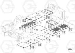 29483 Hatches under engine, hydr.pumps, cooler, m.valve and fuel tank. EC700B, Volvo Construction Equipment