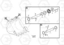 104083 Links to bucket EC200B PRIME S/N 30001-, Volvo Construction Equipment