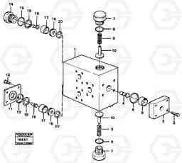 16753 Valve 98642 4400 4400, Volvo Construction Equipment