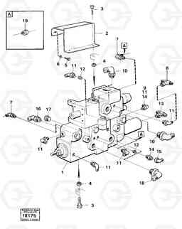 77914 Pilot and tipping valve fitting. 5350B Volvo BM 5350B SER NO 2229 - 3999, Volvo Construction Equipment