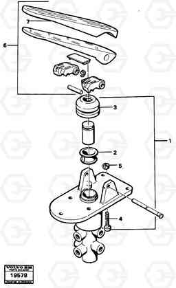 18067 Footbrake valve. L50 L50 S/N -6400/-60300 USA, Volvo Construction Equipment