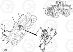 21962 Distribution block, B4. L150/L150C VOLVO BM VOLVO BM L150/L150C SER NO - 2767/- 60708, Volvo Construction Equipment