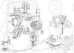 92777 Control valve with connections. L180/L180C VOLVO BM VOLVO BM L180/L180C SER NO -2532 / -60469 USA, Volvo Construction Equipment