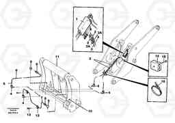 69771 Central lubrication for tool bar. L120C S/N 11319-SWE, S/N 61677-USA, S/N 70075-BRA, Volvo Construction Equipment