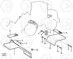 24721 Fenders L50C S/N 10967-, OPEN ROPS S/N 35001-, Volvo Construction Equipment