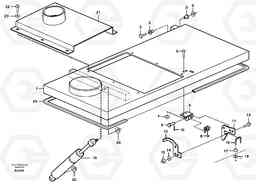 104705 Engine cover. L150C S/N 2768-SWE, 60701-USA, Volvo Construction Equipment