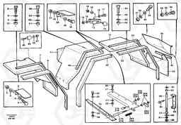 17063 Swing out rear mudguards. L180C S/N 2533-SWE, 60465-USA, Volvo Construction Equipment