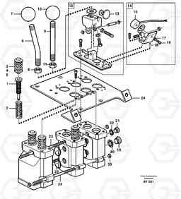 97589 Servo valve with fitting parts L220D SER NO 1001-, Volvo Construction Equipment