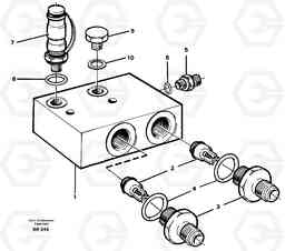 98682 Valve housing A40 SER NO 1201-, SER NO USA 60101-, Volvo Construction Equipment