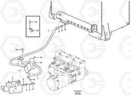 89977 Drainage line, central block L180E S/N 5004 - 7398 S/N 62501 - 62543 USA, Volvo Construction Equipment