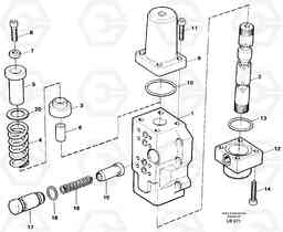 31103 Four-way valve for slewing EC450 SER NO 1782-1909, Volvo Construction Equipment