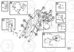 85720 Hydraulic system for attachment bracket. L110E S/N 2202- SWE, 61001- USA, 70401-BRA, Volvo Construction Equipment