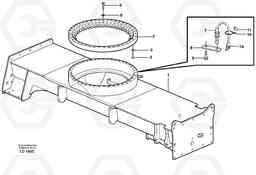 71368 Slewing ring attachment EW160 SER NO 1001-1912, Volvo Construction Equipment